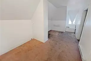 2462 Pioneer Ave, Pittsburgh, PA 15226 - Photo 20