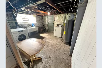 2462 Pioneer Ave, Pittsburgh, PA 15226 - Photo 24