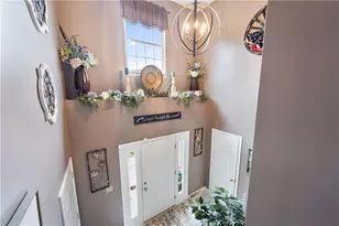 132 Edgewood Dr, New Stanton, PA 15672 - Photo 8