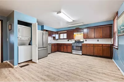 2608 Noblestown Rd, Pittsburgh, PA 15205 - Photo 10