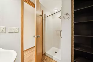 519 Pamela Dr, Penn Twp, PA 15636 - Photo 22