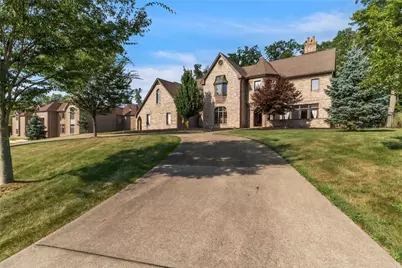 2167 S Villa Dr, Hampton, PA 15044 - Photo 1