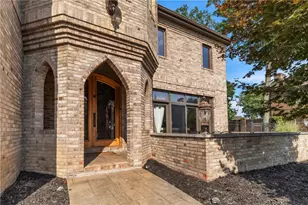 2167 S Villa Dr, Hampton, PA 15044 - Photo 2