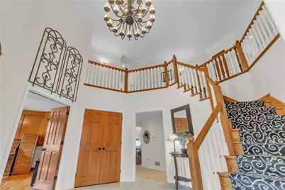 2167 S Villa Dr, Hampton, PA 15044 - Photo 2