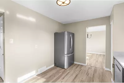 326 Frazier, Neshannock Township, PA 16105 - Photo 6