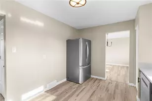 326 Frazier, New Castle, PA 16105 - Photo 8