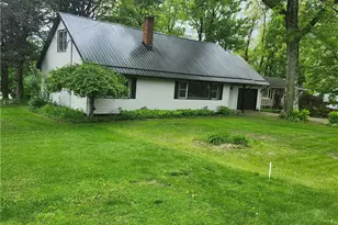 326 Frazier, Neshannock Township, PA 16105 - Photo 2