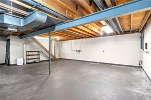 2521 Rose Dr, Pittsburgh, PA 15116 - Photo 36