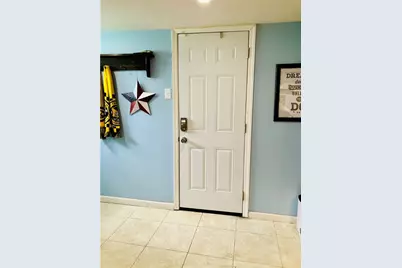 1044 Delaware Ave, Bethel Park, PA 15102 - Photo 40