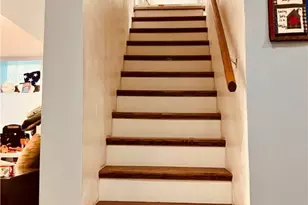 1044 Delaware Ave, Bethel Park, PA 15102 - Photo 28