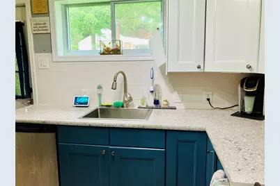 1044 Delaware Ave, Bethel Park, PA 15102 - Photo 8