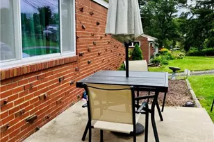 1044 Delaware Ave, Bethel Park, PA 15102 - Photo 44