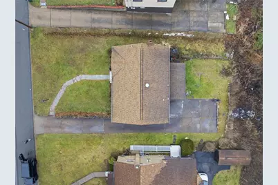 4923 Leona Dr, Pittsburgh, PA 15227 - Photo 4