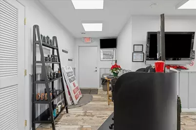 1290 Brodhead Rd, Moon/Crescent Twp, PA 15108 - Photo 12