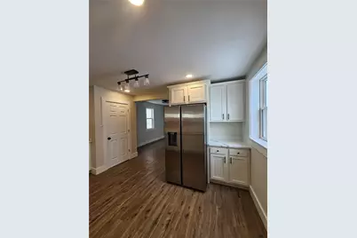 539 Walnut St, Vandergrift, PA 15690 - Photo 8