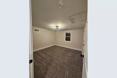 539 Walnut St, Vandergrift, PA 15690 - Photo 16