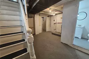 539 Walnut St, Vandergrift, PA 15690 - Photo 26