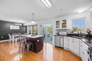 135 Kensington Dr, Ohio Township, PA 15237 - Photo 4