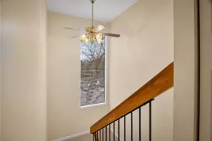 363 Hawthorne Ct, Ross Twp, PA 15237 - Photo 18