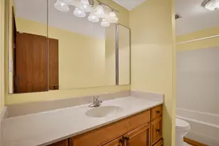 363 Hawthorne Ct, Ross Twp, PA 15237 - Photo 24