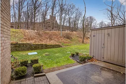 363 Hawthorne Ct, Ross Twp, PA 15237 - Photo 34