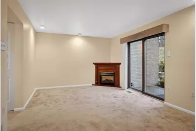 363 Hawthorne Ct, Ross Twp, PA 15237 - Photo 14