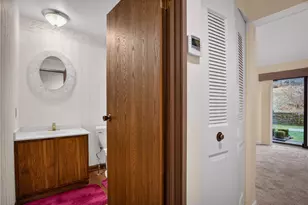 363 Hawthorne Ct, Ross Twp, PA 15237 - Photo 16