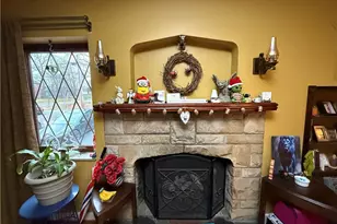 708 Jefferson Dr, Ross Twp, PA 15229 - Photo 8