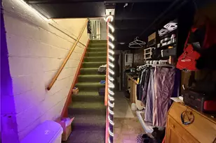 708 Jefferson Dr, Ross Twp, PA 15229 - Photo 30