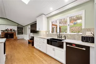 507 Buttermilk Ln, Bradford Woods, PA 15015 - Photo 8