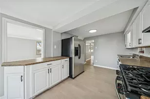 417 Longview Dr, Monroeville, PA 15146 - Photo 6