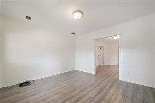 545 Sixth St, Trafford, PA 15085 - Photo 6