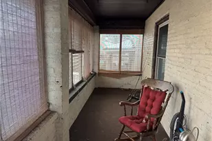 237 S Lincoln St, Washington, PA 15301 - Photo 2