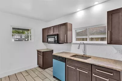 623 E 3rd Ave, Tarentum, PA 15084 - Photo 16