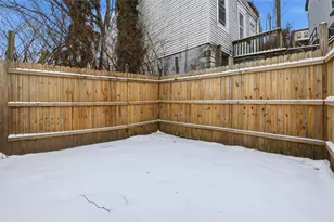 2400 Leticoe St, Pittsburgh, PA 15203 - Photo 24