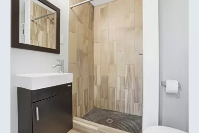 2400 Leticoe St, Pittsburgh, PA 15203 - Photo 14