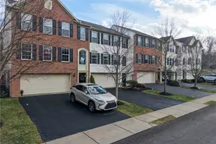 144 Broadstone Dr, Adams Township, PA 16046 - Photo 2