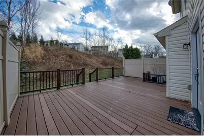 144 Broadstone Dr, Adams Township, PA 16046 - Photo 36