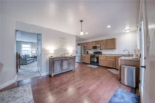 144 Broadstone Dr, Adams Township, PA 16046 - Photo 12