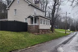 284 Corbett Ave, S Mahoning/Plumville, PA 16246 - Photo 4