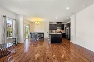 2020 Connecticut Ln, Pittsburgh, PA 15143 - Photo 4