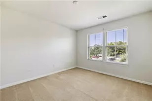 2020 Connecticut Ln, Pittsburgh, PA 15143 - Photo 14