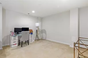 2020 Connecticut Ln, Pittsburgh, PA 15143 - Photo 20