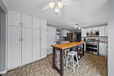 1486 Greendale Dr, Pittsburgh, PA 15239 - Photo 12