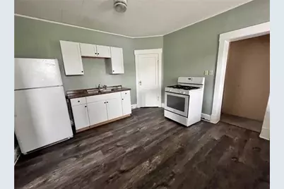 1173 S 2nd #1/2, Ellwood City, PA 16117 - Photo 8