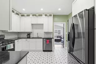 3921 Winterburn Ave, Pittsburgh, PA 15207 - Photo 10