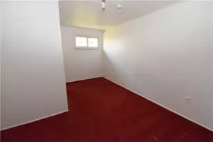 223 Nantucket Dr, Pittsburgh, PA 15236 - Photo 14