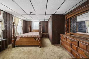 1060 Phillips St, Baden, PA 15005 - Photo 20