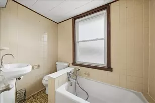 1060 Phillips St, Baden, PA 15005 - Photo 24