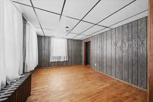 1060 Phillips St, Baden, PA 15005 - Photo 22